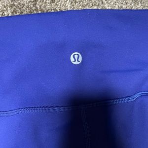 Lululemon 25 in wunder under larkspur size 2
